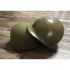 Vintage WW2 M-1 Combat Helmet with Inner Liner with Strap Military Issued